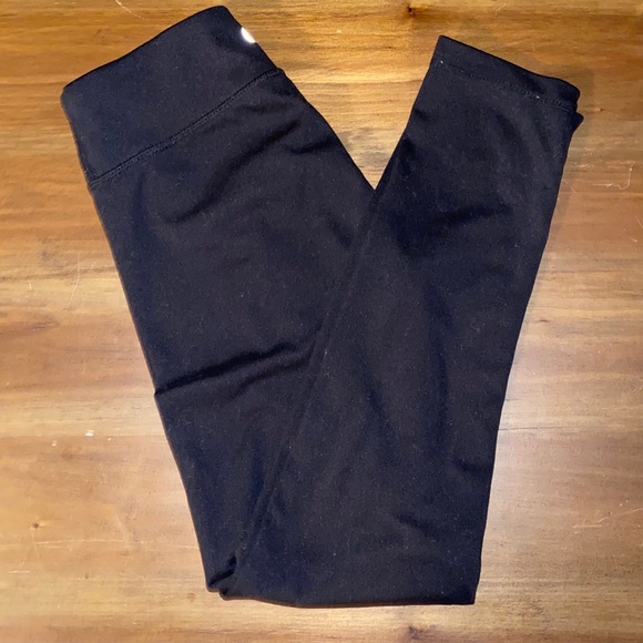 Girl’s clothes bundle - Picture 3 of 8